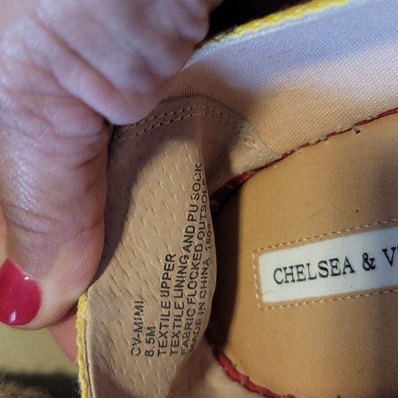 Chelsea & Violet Espadrilles - Picture 3 of 8